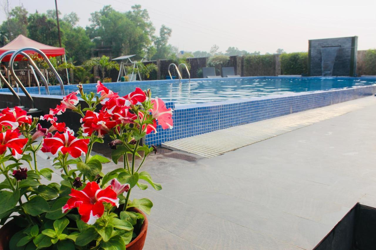 The Cristallo Resort Shanti Niketan Exterior photo