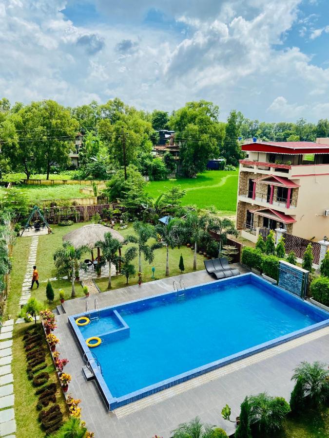 The Cristallo Resort Shanti Niketan Exterior photo